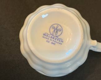 Walbrzych Porcelain Tea Set with Floral Motif