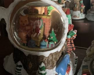 Disney Winnie the Pooh Musical Snow Globe "I Will Be Home For Christmas"
