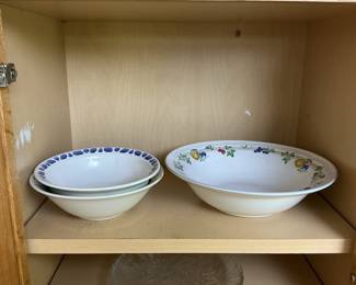 Epoch Market Day Dinnerware Set