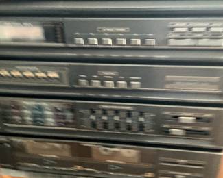 Magnavox Stereo System with Speakers
