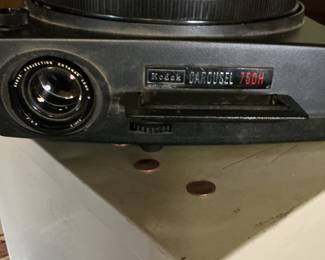 Kodak Carousel 750H Projector with Slide Trays