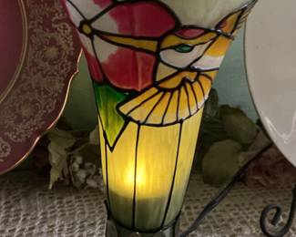Tiffany Style Stained Glass Hummingbird Accent Lamp