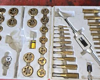 Tap and Die Set