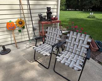 Lawn chairs, outdoor decor