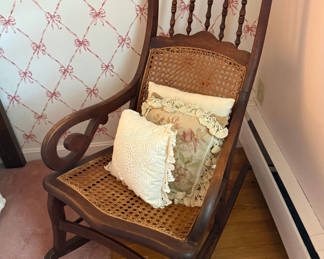 Lot 32: Antique Rocking Chair, Excellent Condition!