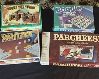 Lot 109: Assorted Board Games and Jigsaw Puzzles