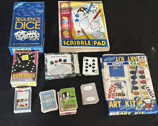 Lot 112: Assorted vintage games and art kits