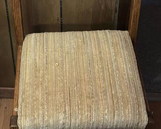Lot 124: Wood dining room table with chairs