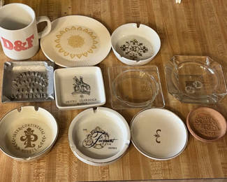 Lot 39: Hotel-branded ceramic tableware and ashtrays