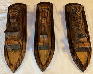 Lot 19: Three carved wooden wall plaques with bust reliefs