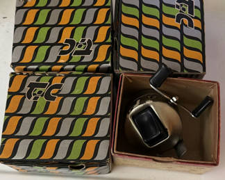 Lot 220: Vintage Zebco Spinning Reels in Boxes
