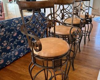 4 iron barstools