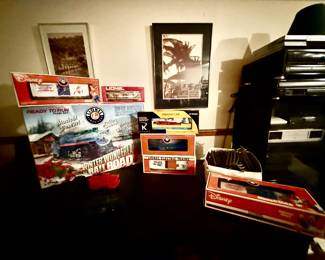 Lionel Train Set and Accessories in following photos