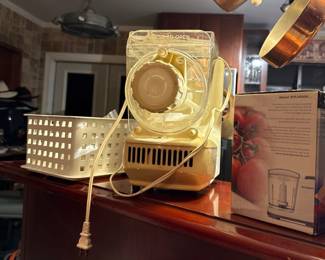 Pasta Maker w Accessories
