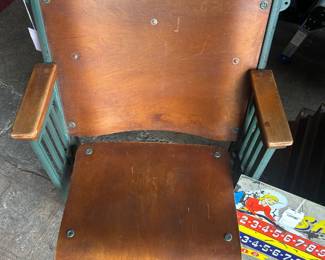Vtg Folding Theater Chair