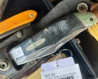 Robert Kelly & Sons Razor