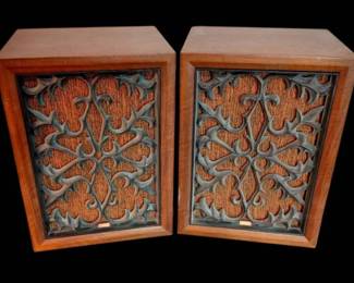 05 Pair Of Vintage Coral Speakers