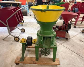 Bowsher Feed Mill/Grinder