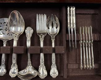 Gorham Sterling Chantilly 88pc