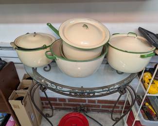 Vintage Enamelware Pieces