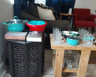 Tables, GlasswareCrystal, etc.