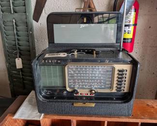 Zenith Trans-Oceanic Portable Tube Radio