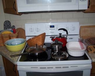 MORE IN THE KITCHEN (RANGE NOT FOR SALE)