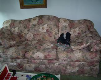 FLORAL SLEEPER SOFA