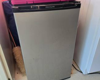 Frigidaire Dorm Fridge