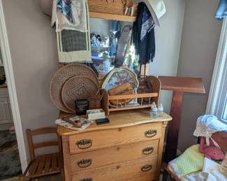 Dresser w/ Mirror