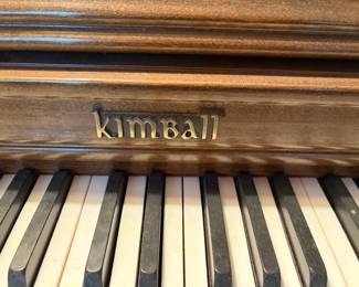 Kimball upright/spinet piano