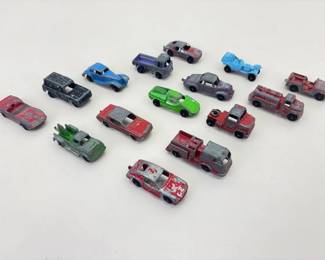 Lot of 15 Vintage Tootsie Toy Cars