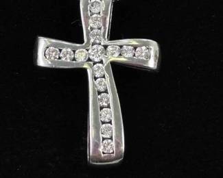 .925 Sterling Silver Crystal Cross Pendant Necklace