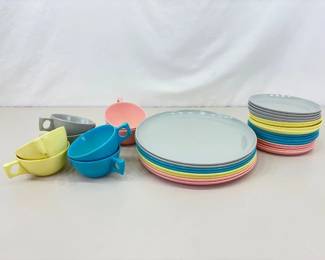 Lot of 4 different Color Spaulding 8 Piece Dinner Sets (32 Pieces Total)