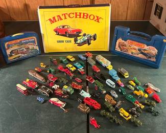 Vintage Tin Wind Up Cars Matchbox