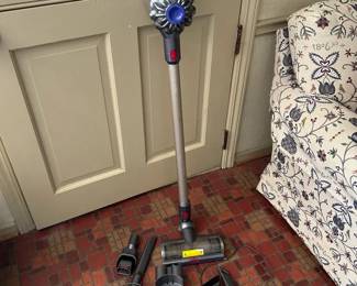 Dyson V8 Animal Stick Vacuum