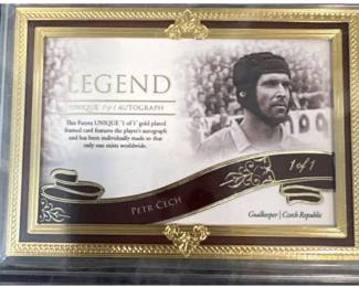 Petr Cech Futera UNIQUE 1/1 Gold Framed Auto Legend Goalkeeper Limited Release