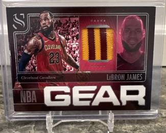 LeBron James NBA GEAR Game-Used Jersey Patch Relic Cavs Panini Silhouettes SP