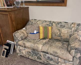 Transitional Style Sofa with Abstract Pattern Upholstery
