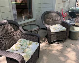 Wicker Swivel Patio Chairs with Cushions and Glass Top Side Table