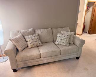 Transitional Style Sofa with Accent Pillows