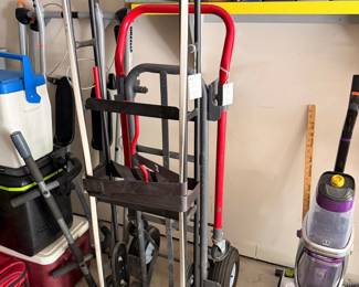 Milwaukee 800 lb Capacity 4-Wheel Convertible Hand Truck