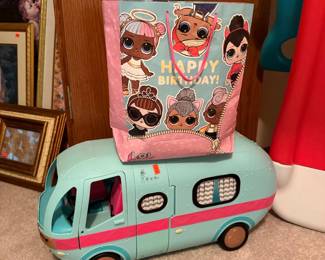 LOL Surprise! 2-in-1 Glamper Fashion Camper