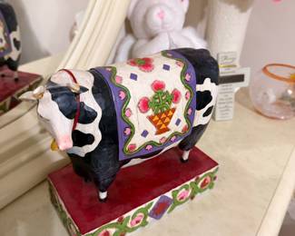 Jim Shore Heartwood Creek "Farm Friends" Cow Figurine