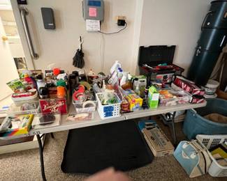 Various household goods