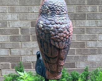Outdoor decorative owl