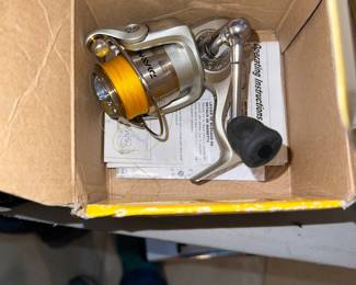 Spinning fishing reel