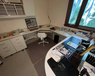 L-shaped corner desk