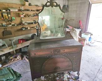 Vintage Late-Victorian Eastlake Dresser with Wishbone Mirror