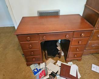 Vintage Solid Cherry Kneehole Desk - American Colonial Style